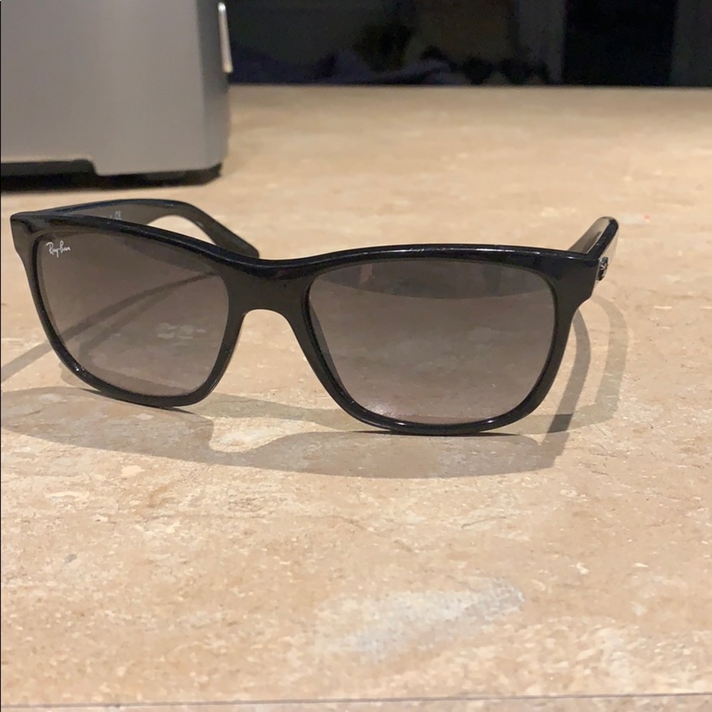 Real Ray-Ban Sunglasses